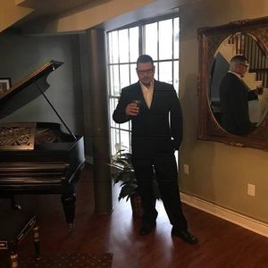 Meet your Posher, Camilo